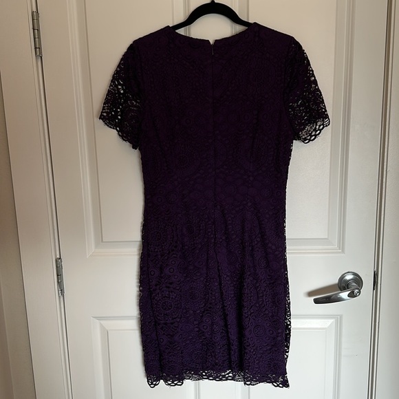 Purple lace dress laundry by Shelli segal size 12 - Picture 3 of 3
